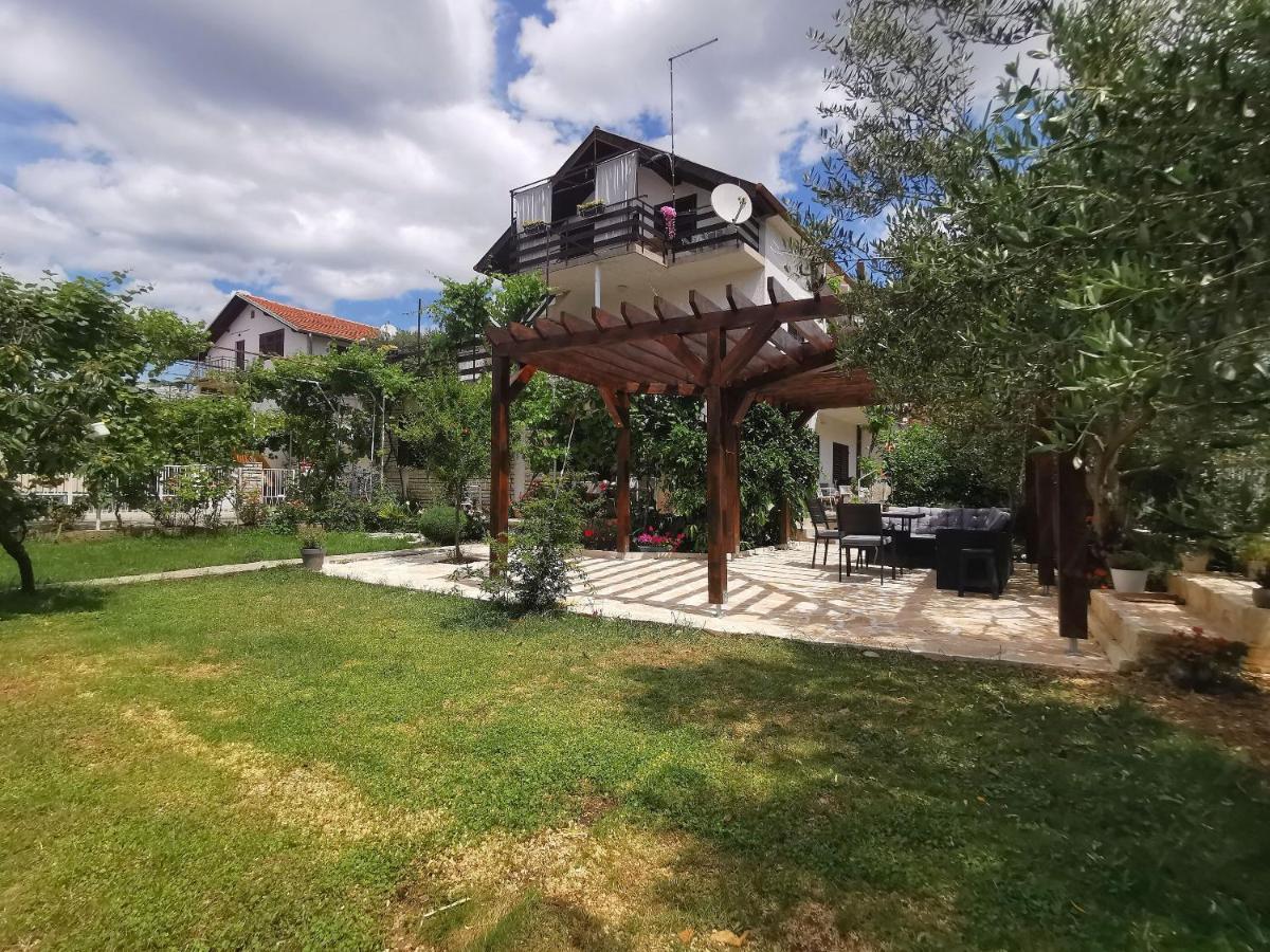 Apartments Marijana Vodice Exterior photo